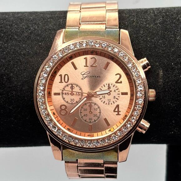 Rose Gold Men's Watch - Picture 2 of 4